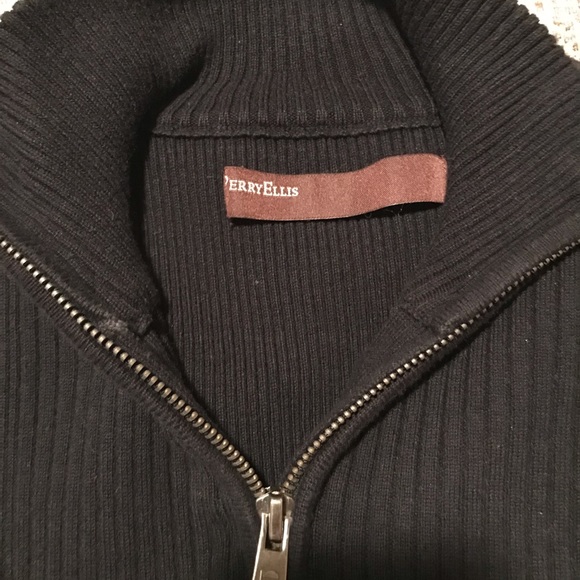 Men’s 1/4 zip pullover sweater - Picture 3 of 6